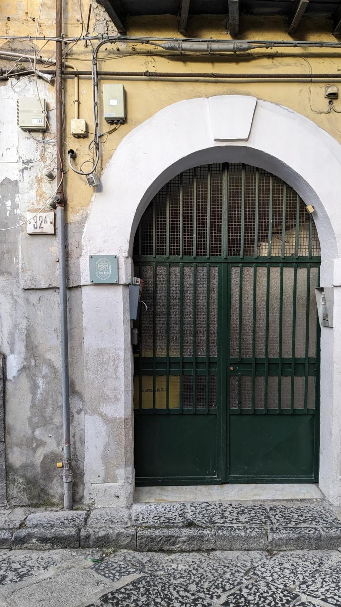 Chez Bois - Suite Apartment Capodimonte Naples Exterior photo