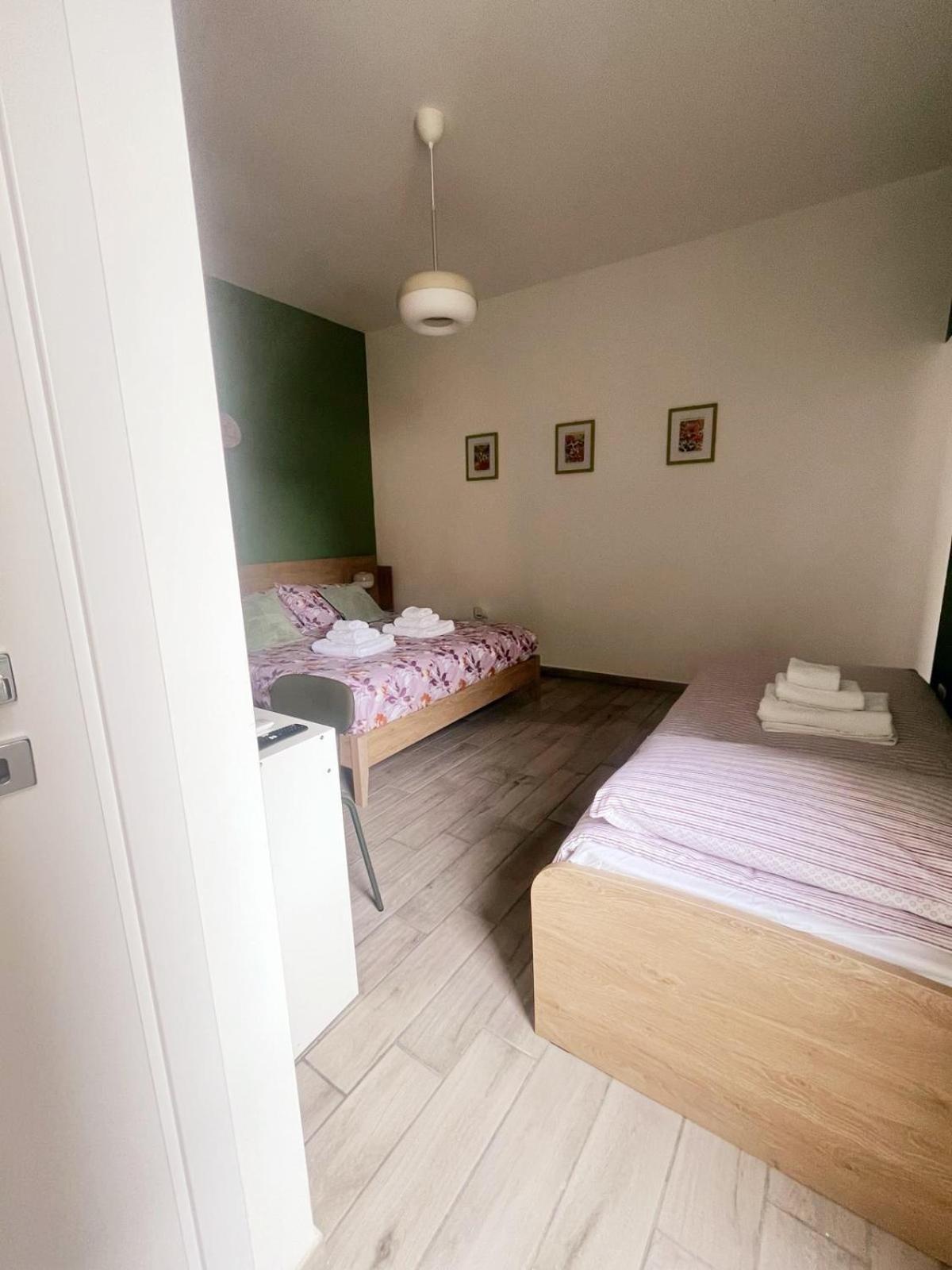 Chez Bois - Suite Apartment Capodimonte Naples Exterior photo